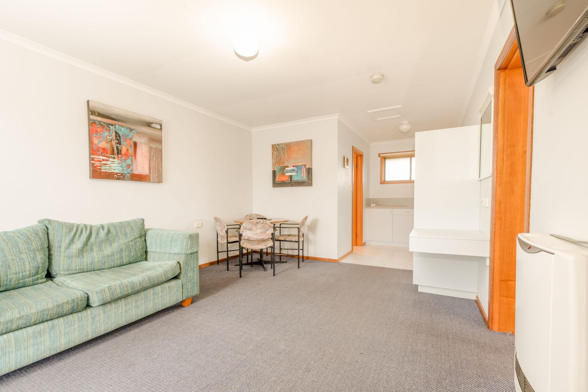 Seasonal South Motel & Function Centre Ulverstone Extérieur photo